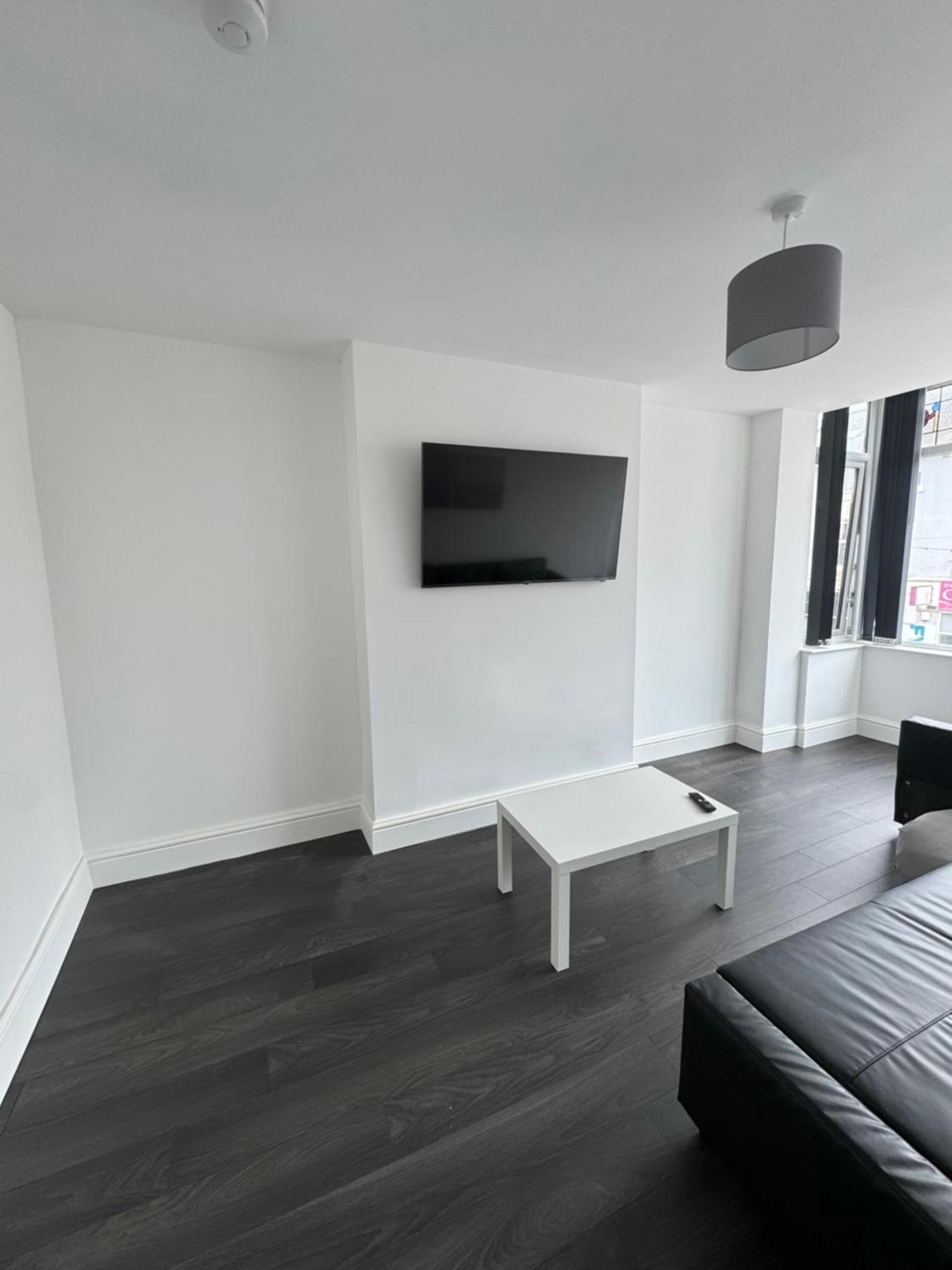 Theo 150 Meters From The Winter Gardens Large Groups Welcome Apartment *